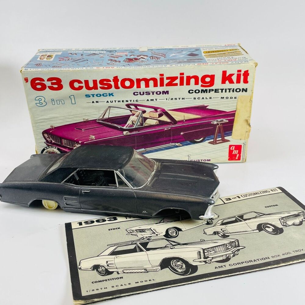 AMT '63 Buick Riviera Hardtop 3-in-1 Customizing Kit 1/25 Model Car 06-553-149